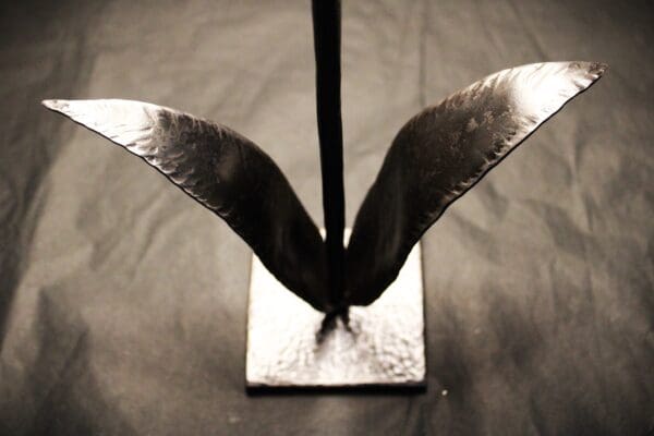 Forged Tulip - Image 3