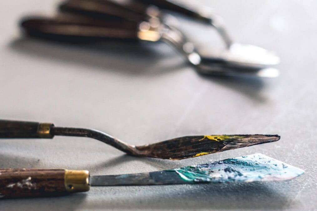 Exploring the Palette Knife: Unlocking Bold and Expressive Textures in Painting